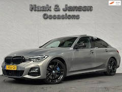BMW 3-serie - 330e M-Sport Laser Pano H&K Acc Lane Lmv
