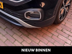 Volkswagen T-Cross - 1.0 TSI R-Line | 110 PK | Automaat | Digital Cockpit PRO | All Season Banden | Navigatie |