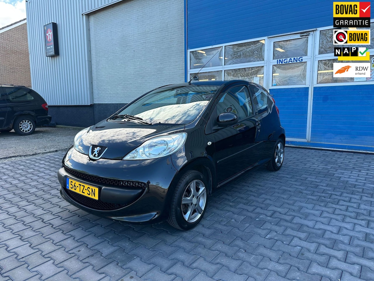 Peugeot 107 - 1.0-12V XS 1.0-12V XS - AutoWereld.nl