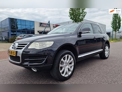 Volkswagen Touareg - 3.6 V6 Highline 4WD AUT NAVI PSENOR LEDER 2 X SLEUTELS