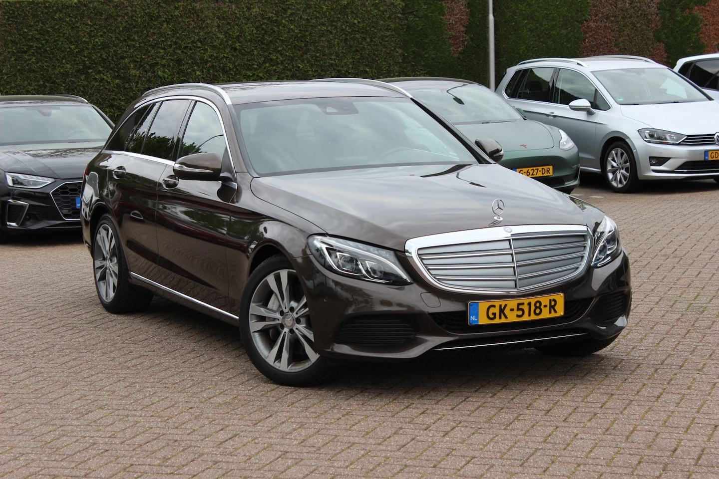 Mercedes-Benz C-klasse Estate - 350 e Lease Edition / Camera / Half Leder / Luchtvering / Burmester / 17'' / Navigatie / S - AutoWereld.nl