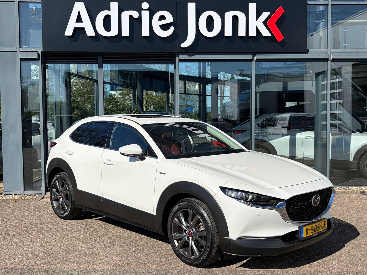 Mazda CX-30 - 2.0 e-SkyActiv-X M Hybrid100th Anniversary Ed. | TREKHAAK | APPLE-CARPLAY | LEDER | 18 INC - AutoWereld.nl