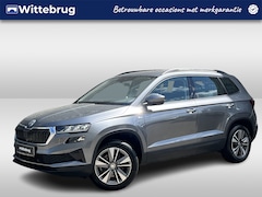 Skoda Karoq - 1.5 TSI 150PK Ambition Tour / Zwenkbare Trekhaak / Digitale Cockpit / Stuur + Stoelverwarm