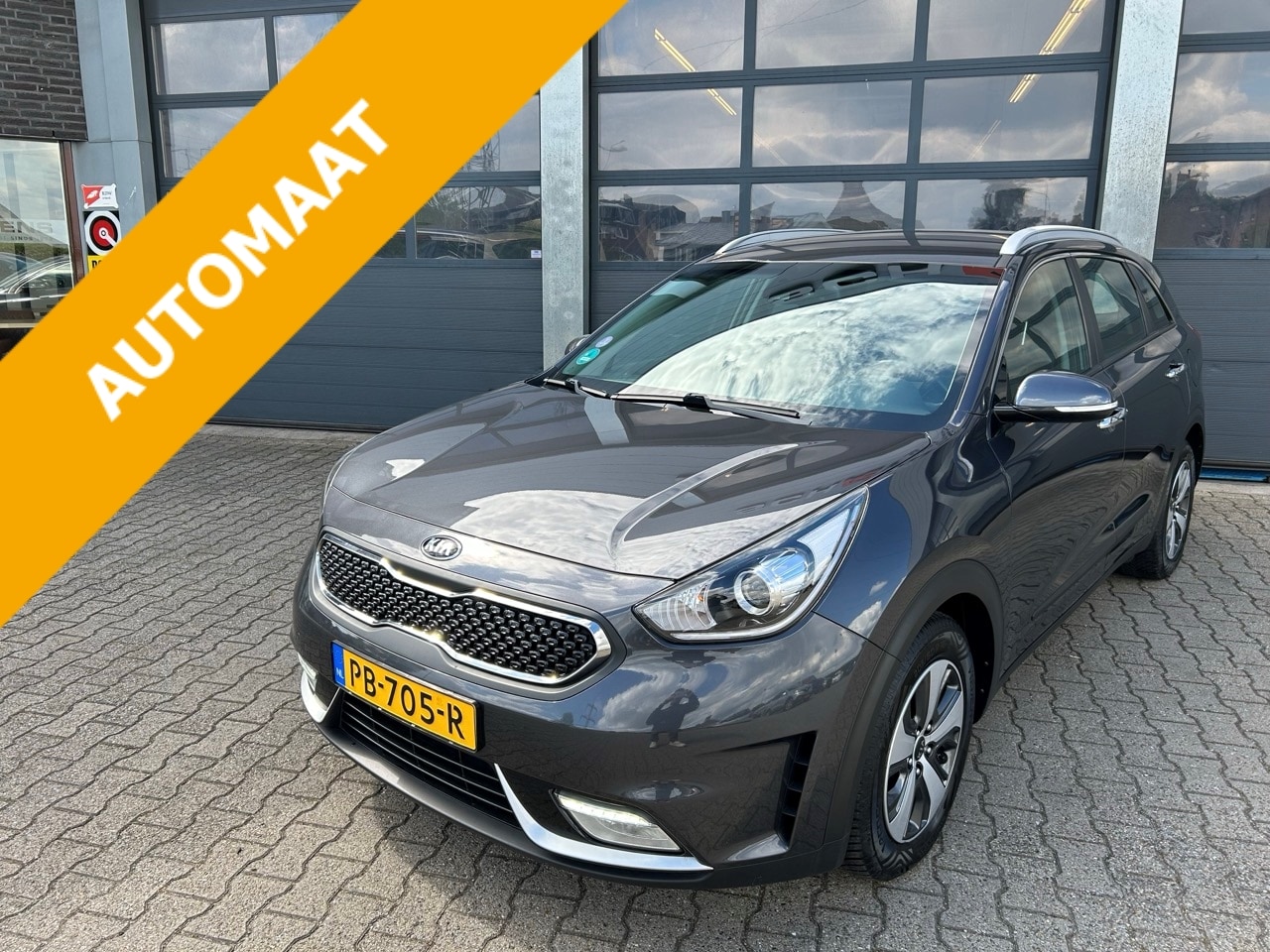 Kia Niro - 1.6 GDi Hybrid 141pk DCT6 First Edition - AutoWereld.nl