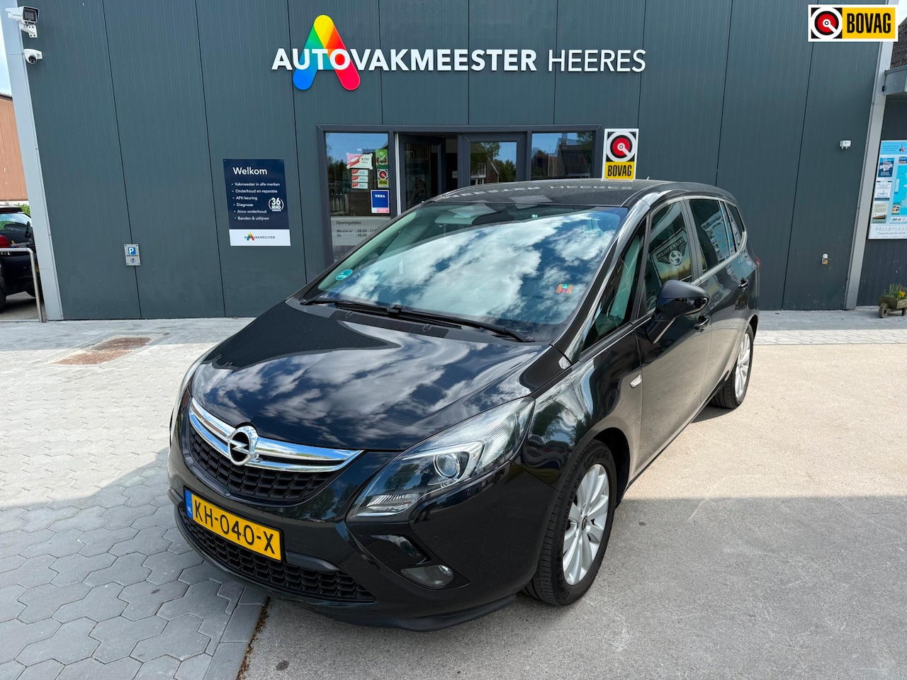 Opel Zafira Tourer - 1.4 Cosmo 7p. 1.4 Cosmo 7p. - AutoWereld.nl