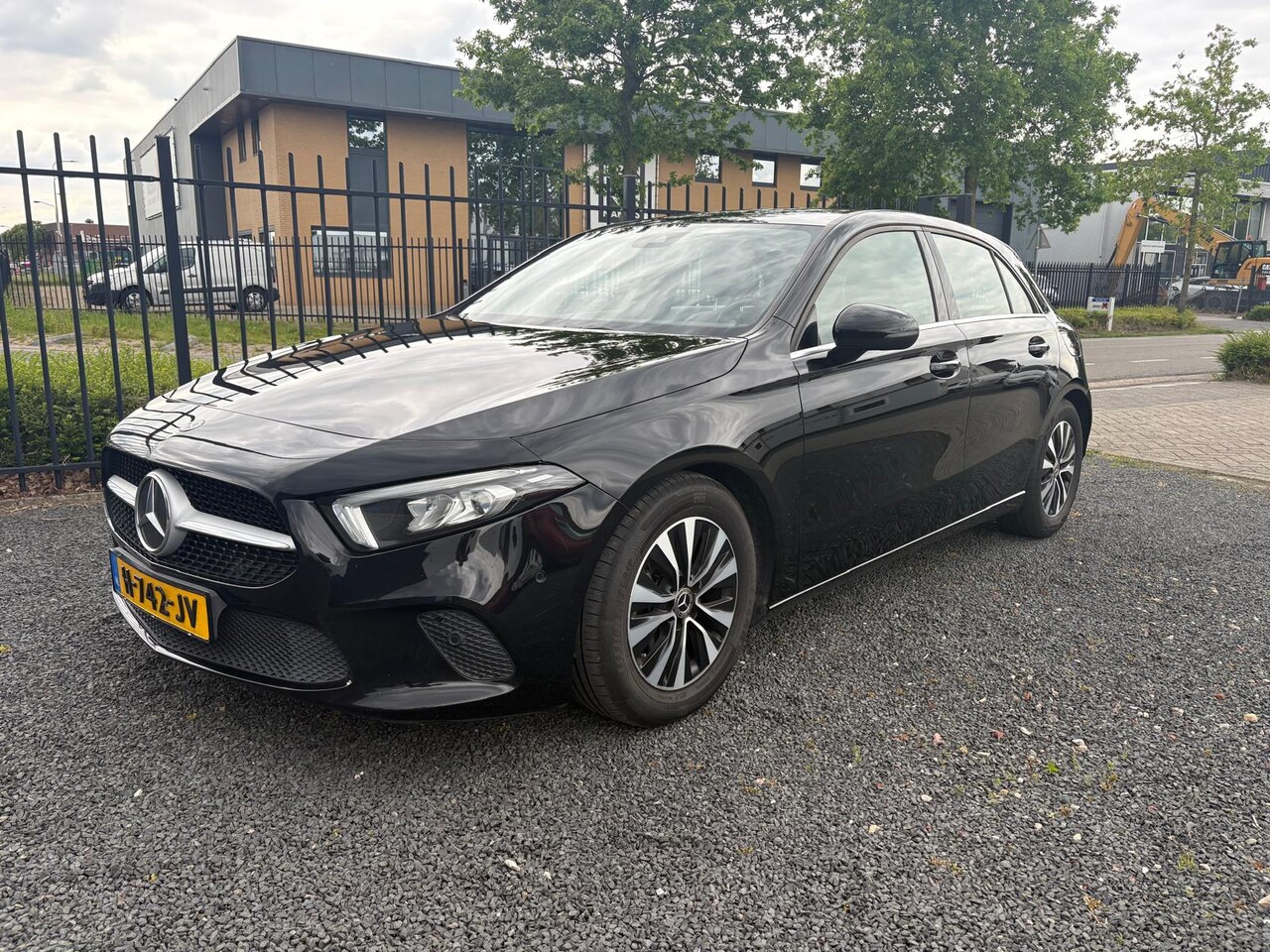 Mercedes-Benz A-klasse - 180 Business Solution | WIDESCREEN | CAMERA | AUTOMAAT - AutoWereld.nl