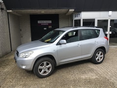 Toyota RAV4 - 2.0 VVTi Linea Sol / AUTOMAAT / NAVI / AIRCO ACC / 4 WD / TREKHAAK