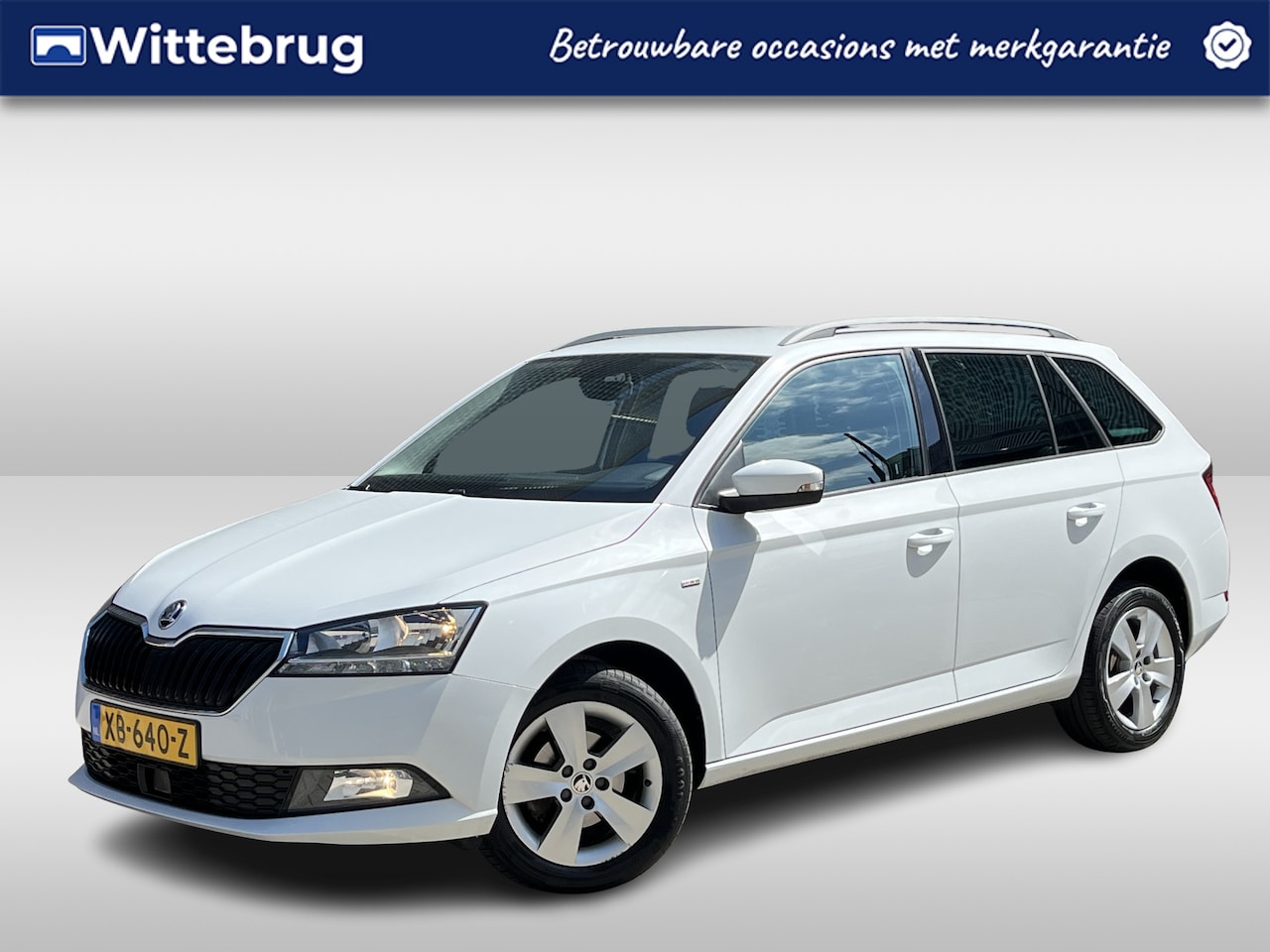 Skoda Fabia Combi - 1.0 Clever / Navigatie / Cruise controle / Parkeersensoren achter / Climate controle / P4 - AutoWereld.nl