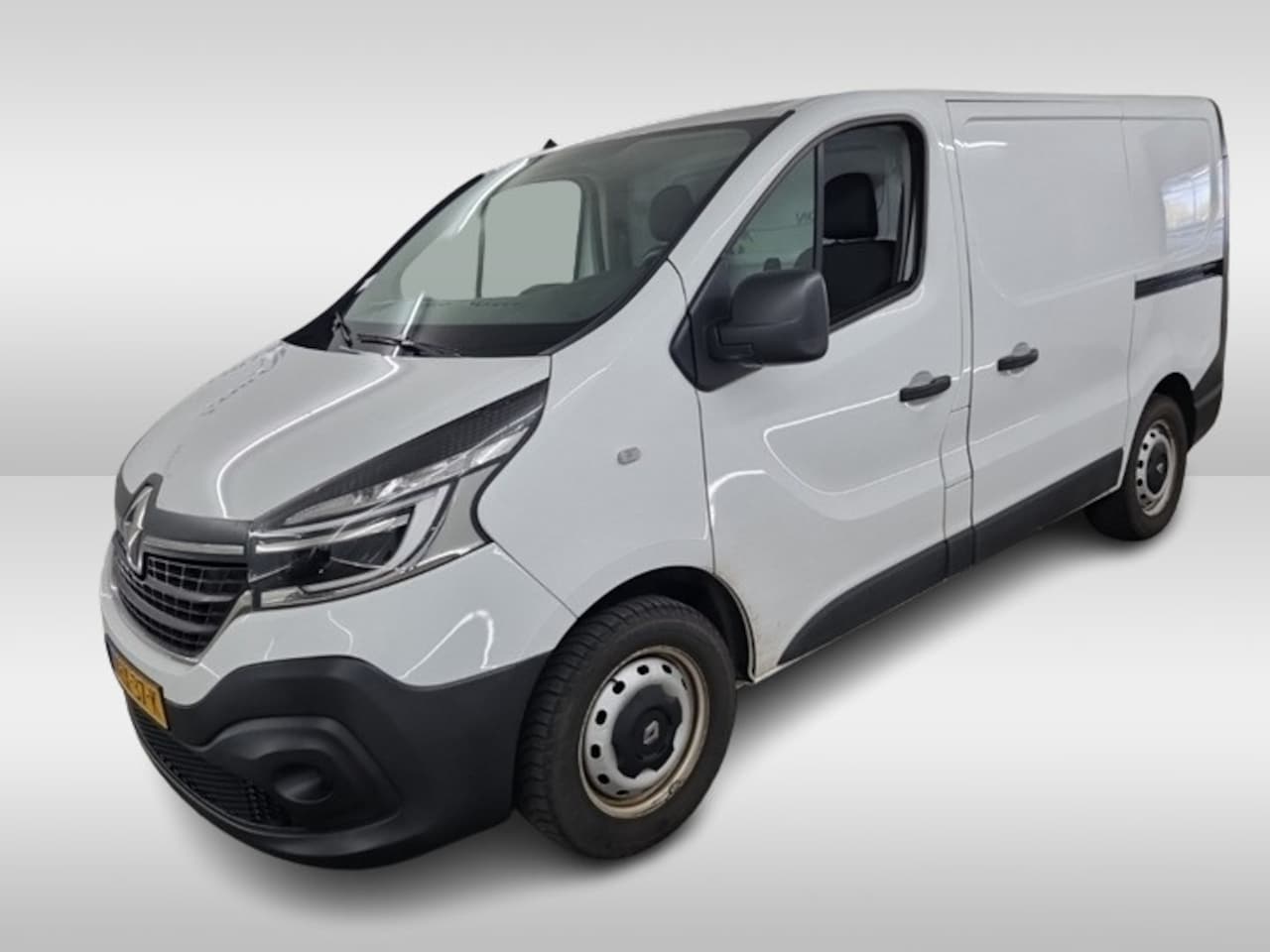 Renault Trafic - 2.0 dCi 120pk L1 H1 2x Schuifdeur - AutoWereld.nl