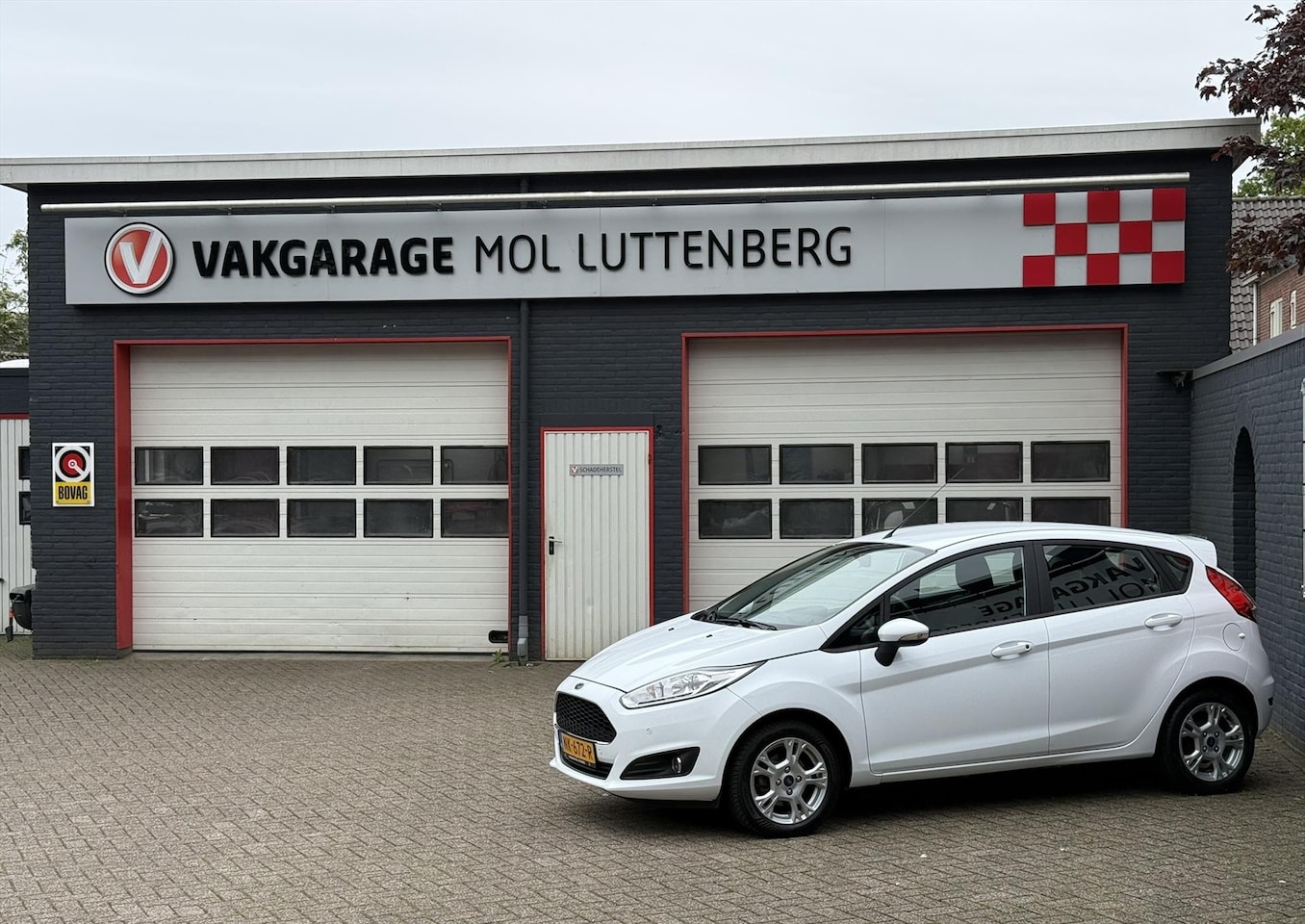 Ford Fiesta - 1.0 80PK 5D S/S Style Ultimate, PDC, AIRCO, CRUISE CONTROL, NAVIGATIE, BLUETOOTH - AutoWereld.nl