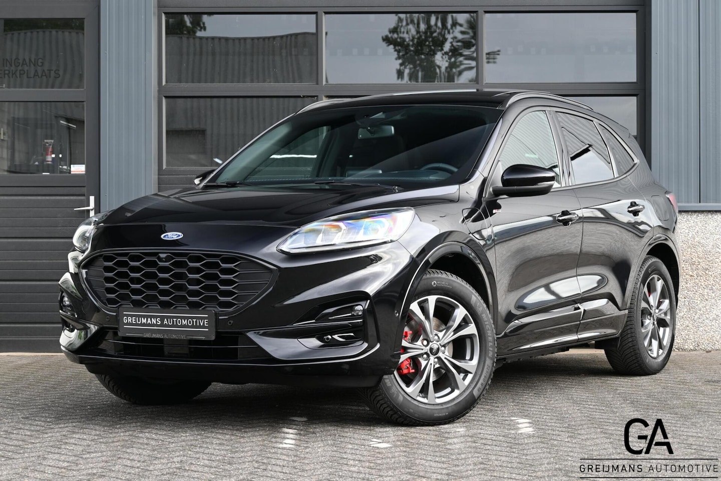 Ford Kuga - 2.5 PHEV ST-Line X Panoramadak|B&O|Stuurverwarming - AutoWereld.nl