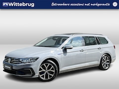 Volkswagen Passat Variant - 1.4 TSI PHEV 218PK GTE Business / Panoramadak / Elektrische Achterklep / LED / Achteruitri
