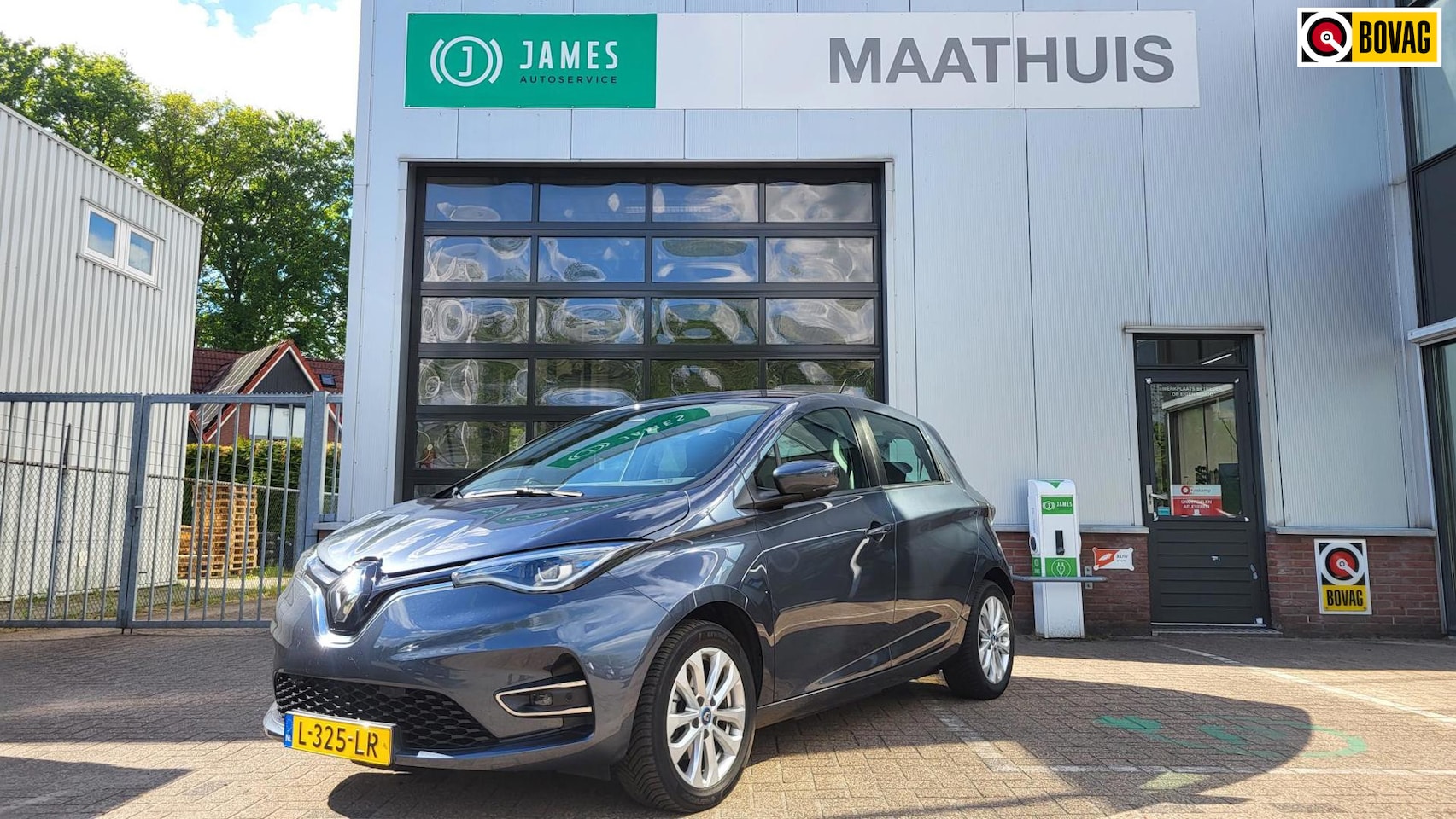Renault Zoe - R110 Life 52 kWh Trekhaak-All weather banden - AutoWereld.nl