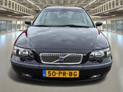 Volvo V70 - 2.4 Comfort Line Automaat, Leder, Trekhaak, Electr. verst. stoel, Klaar voor vertrek