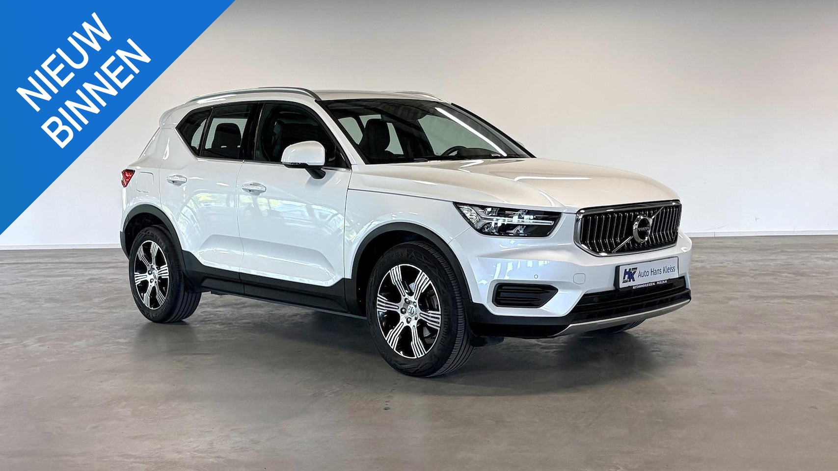 Volvo XC40 - 1.5 T3 Inscription | Leder | Navi | CarPlay - AutoWereld.nl