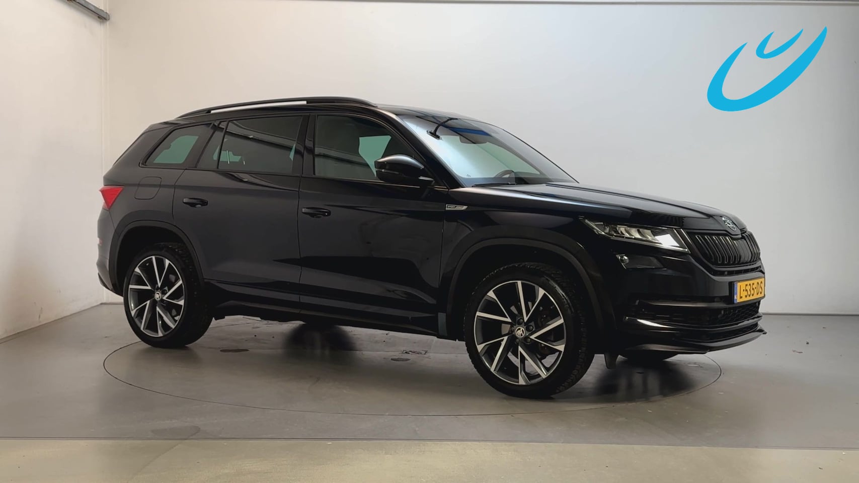 Skoda Kodiaq - 1.5 TSI 150pk DSG Sportline Business 7p. Panoramadak Stoelverwarming Virtual Cockpit Sfeer - AutoWereld.nl