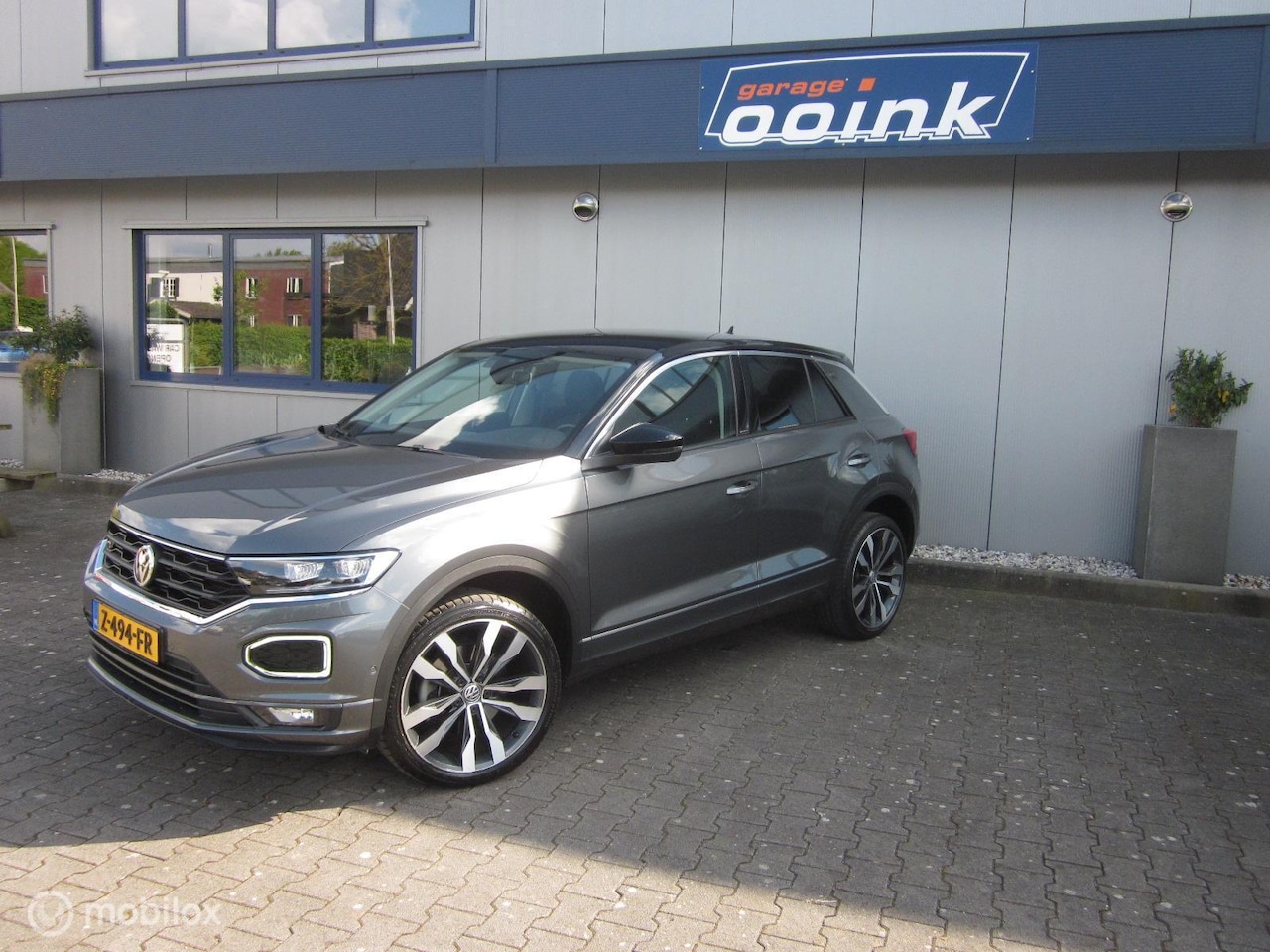 Volkswagen T-Roc - 1.5 TSI Sport Business R 1.5 TSI Sport Business R - AutoWereld.nl