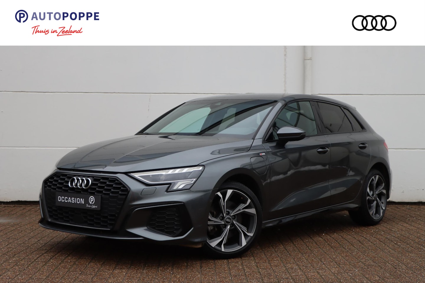 Audi A3 Sportback - 40 TFSI e S-Line Edition 204pk S-Tronic | Carplay | Parkassist | ACC | Elektrische stoelen - AutoWereld.nl