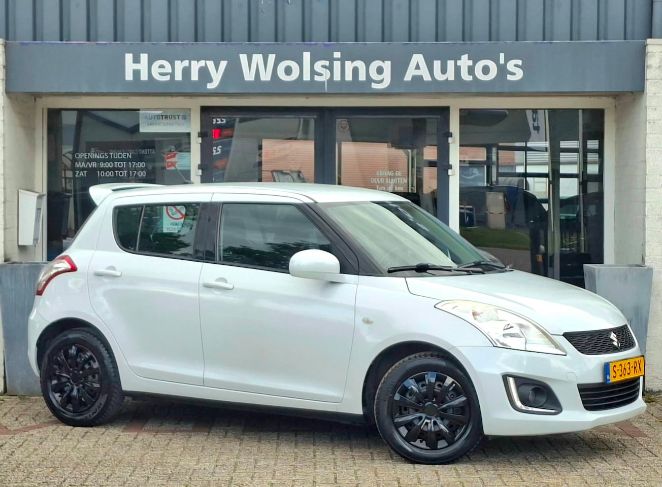 Suzuki Swift - 1.2 Comfort EASSS Airco Cruise - AutoWereld.nl