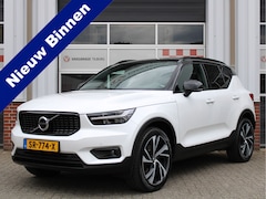 Volvo XC40 - 2.0 T4 190PK R-Design Automaat /NAVI/Panoramadak/Trekhaak/Cruise control/PDC/20'LM/Leder/C