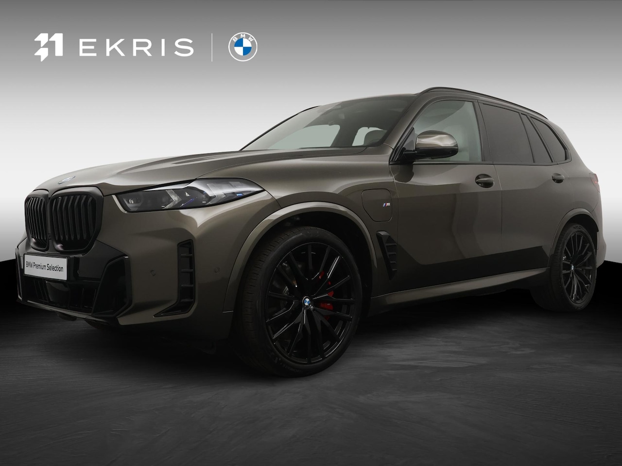 BMW X5 - xDrive50e | M-Sport Pro | Bowers & Wilkins | Sky Lounge | Alcantara Hemel | Soft Close | S - AutoWereld.nl
