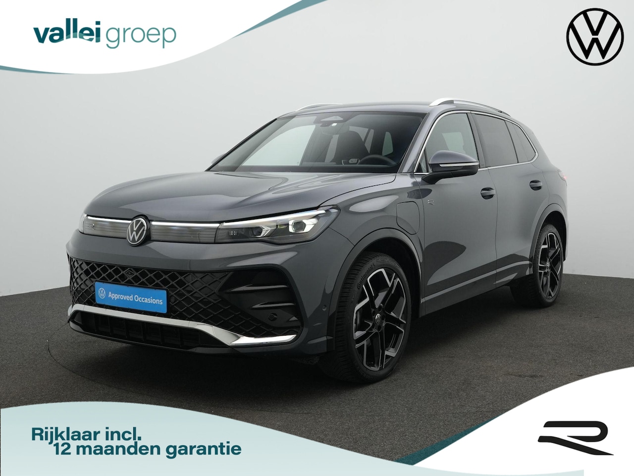Volkswagen Tiguan - 1.5 eHybrid 204 pk R-Line Business | Trekhaak | 360 Camera | IQ Light | Adaptief onderstel - AutoWereld.nl