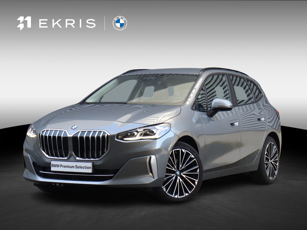 BMW 2-serie Active Tourer - 220i | Luxury Line | Premium Pack | Comfort Access | Sportstoelen | Adaptive LED | Verwarm - AutoWereld.nl