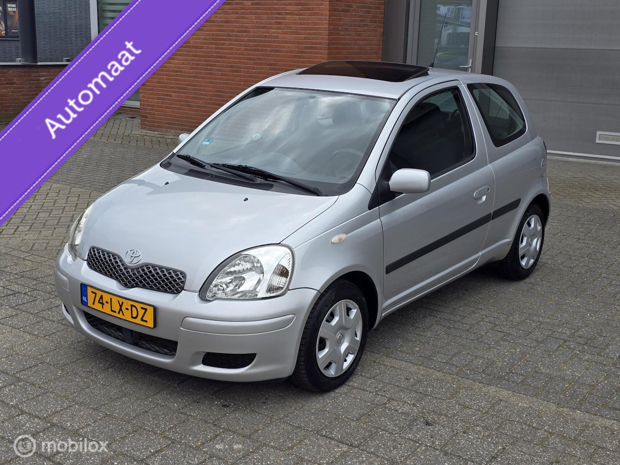 Toyota Yaris - 1.3 VVT-i Sol✅️Automaat✅️Apk✅️ - AutoWereld.nl