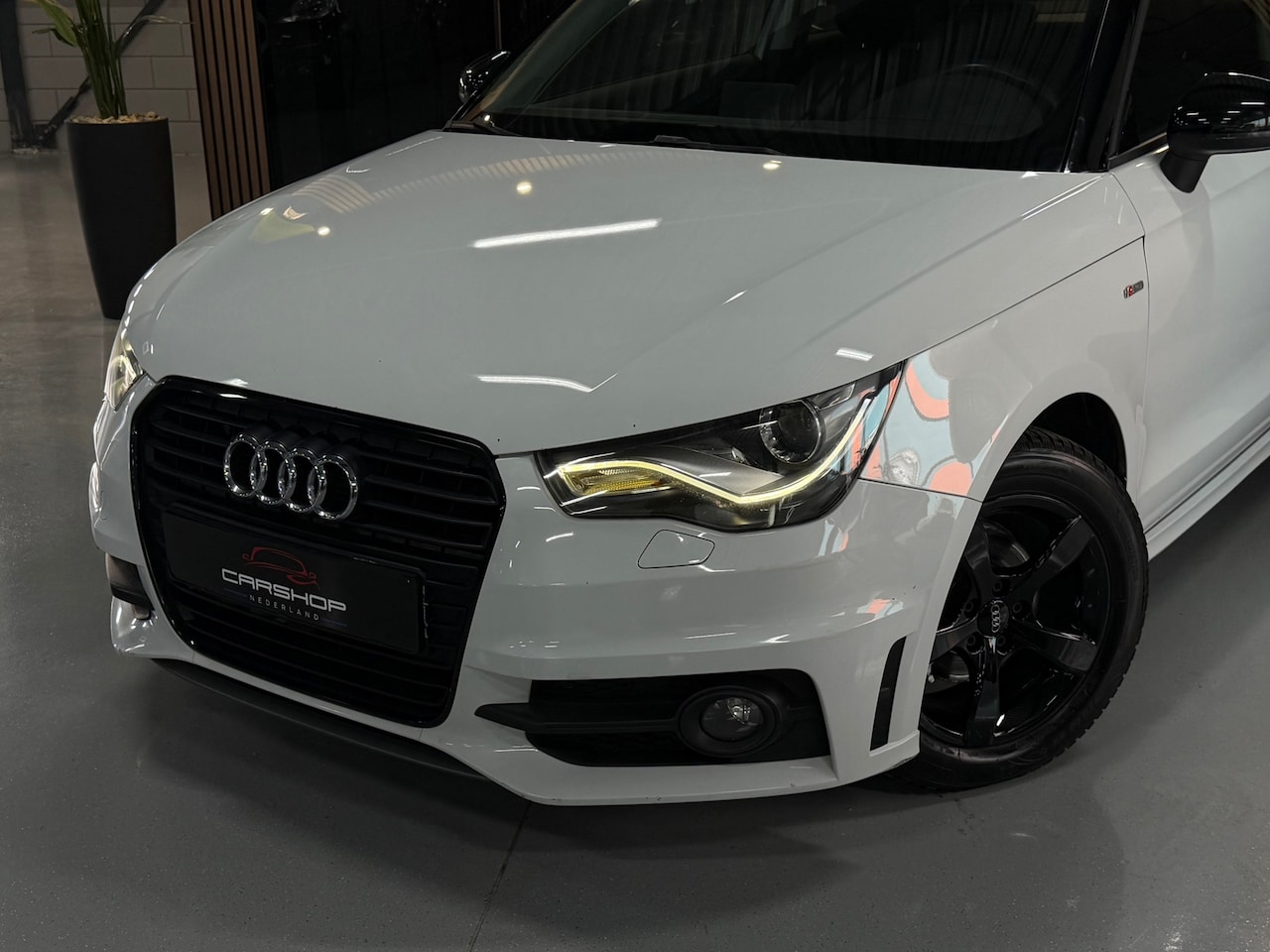 Audi A1 - Audi A1 1.2 TFSI 86PK Pro Line S PDC/STOELVRM/AIRCO - AutoWereld.nl