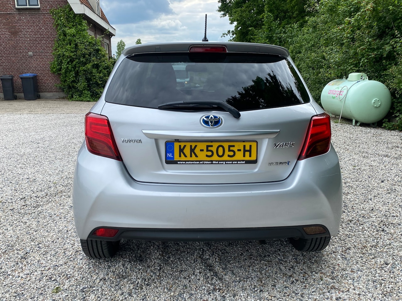 Toyota Yaris - 1.5 Hybrid Dynamic Zeer lage km's - Keyless entry - Navigatie - Cruise controle