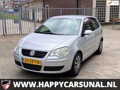 Volkswagen Polo - 1.2-12V Optive, AIRCO, NAP, APK