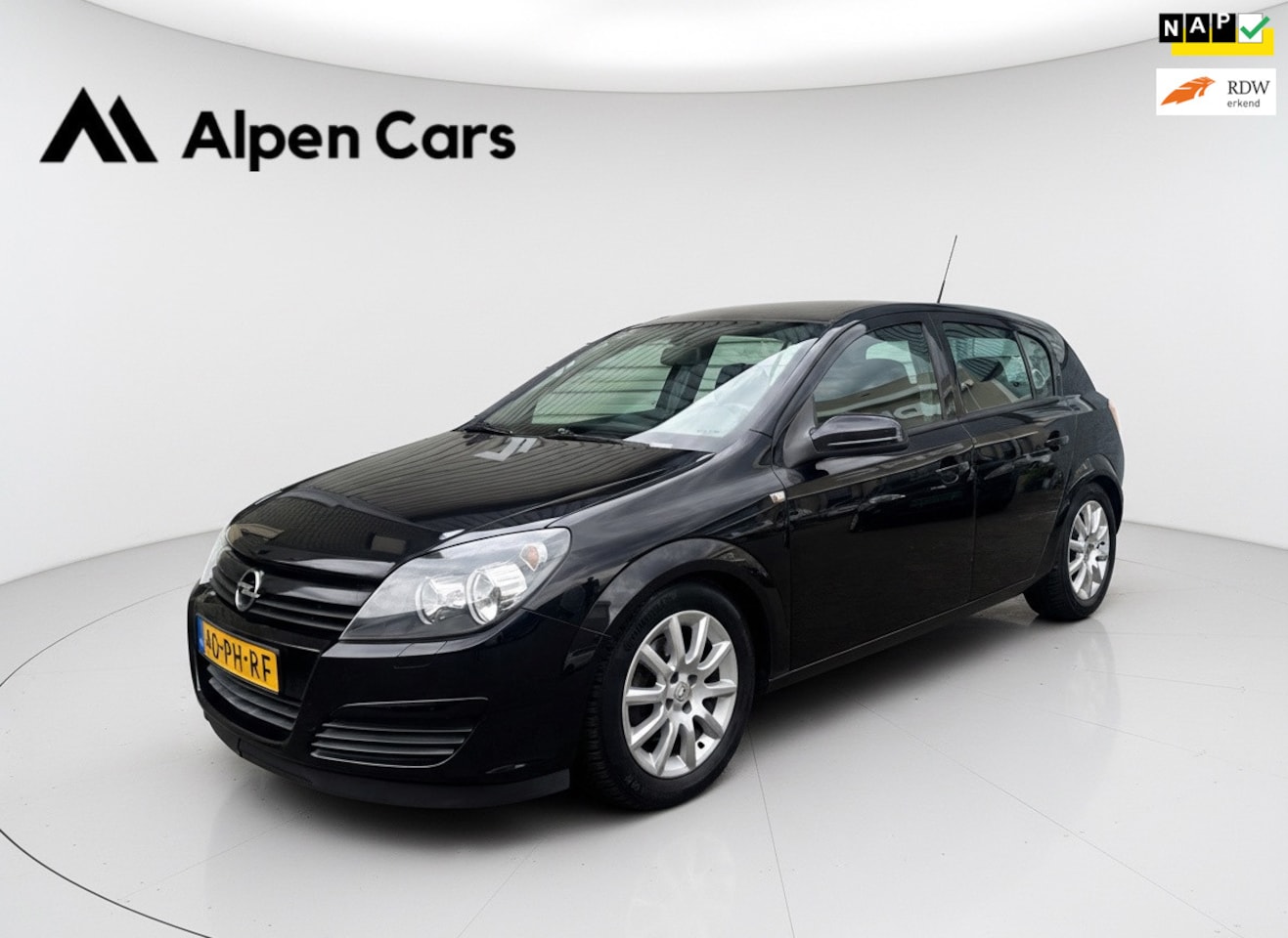 Opel Astra - 1.6 Enjoy Airco / Cruise controle / NAP / APK 05-2027 - AutoWereld.nl