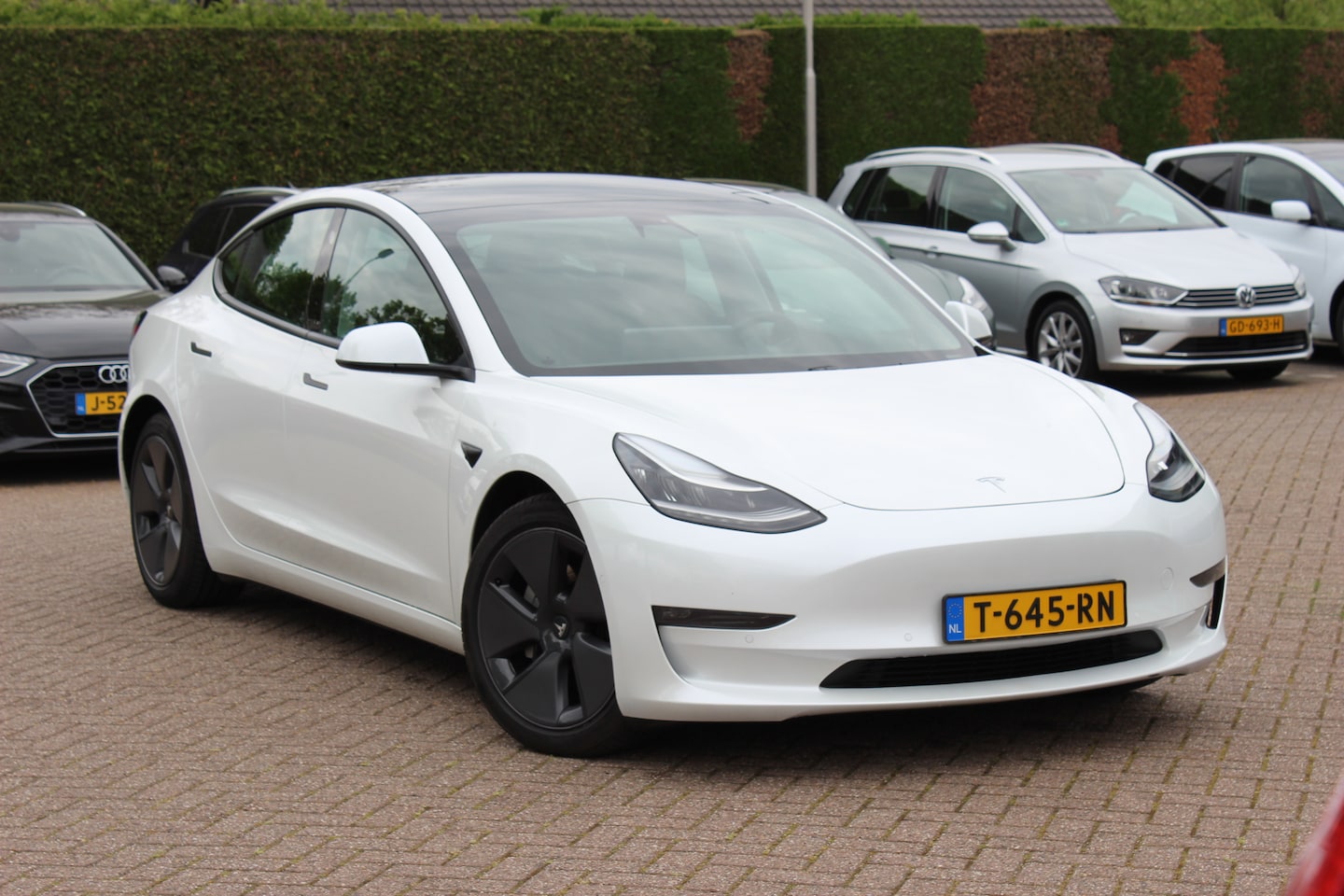 Tesla Model 3 - Long Range RWD Long Range AWD 75 kWh / FACELIFT / SoH 90,8% / Autopilot / Panoramadak / Camera / Leder / - AutoWereld.nl