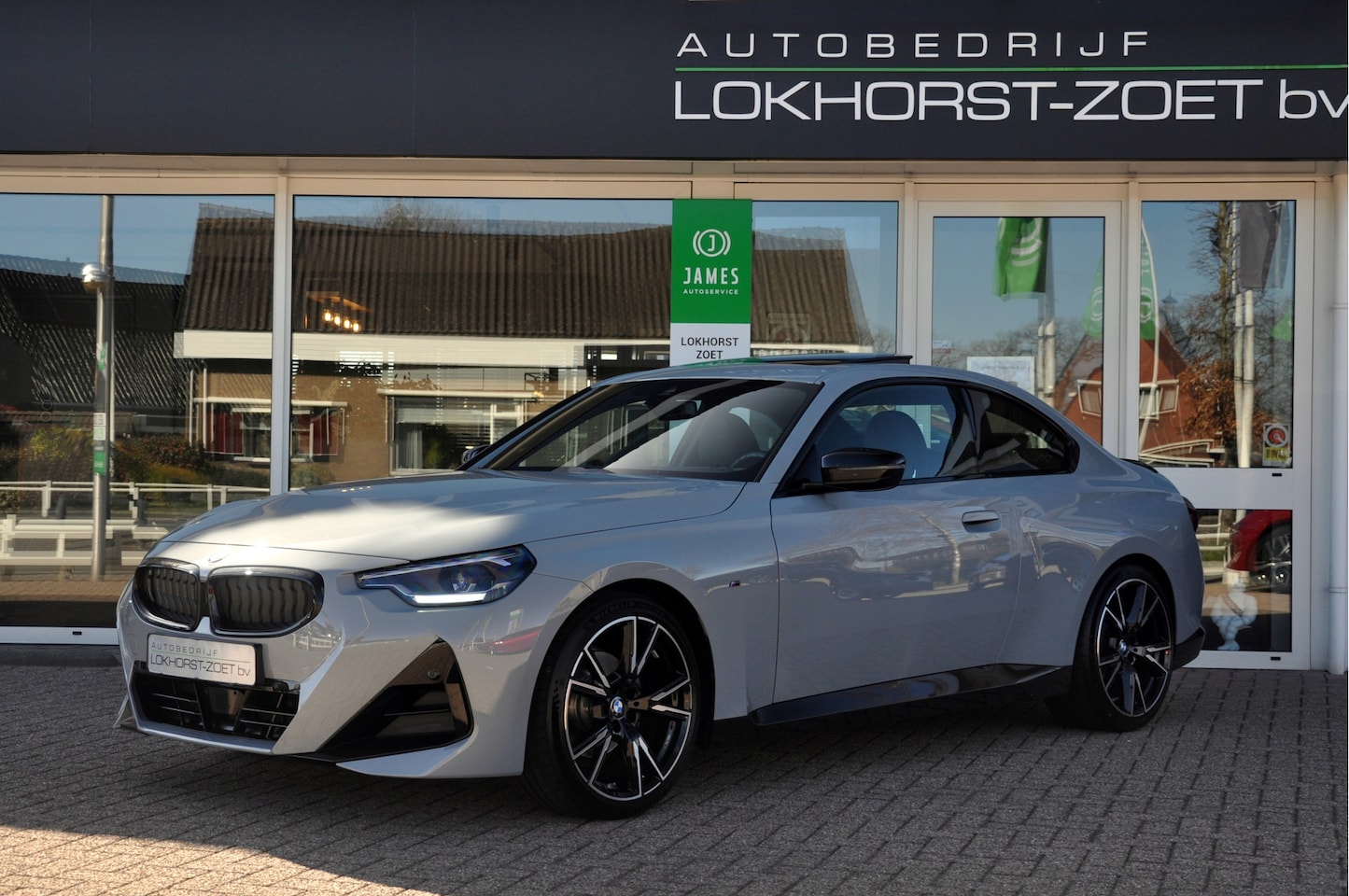BMW 2-serie Coupé - 220i High Executive | Brooklyn Grey | Schuifdak - AutoWereld.nl
