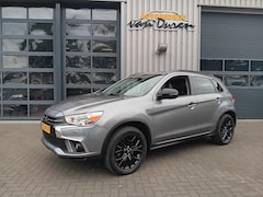 Mitsubishi ASX - 1.6 Spirit+ Clima/Cruise Navi 18 inch wielen Camera Half stof/leer Alcantara