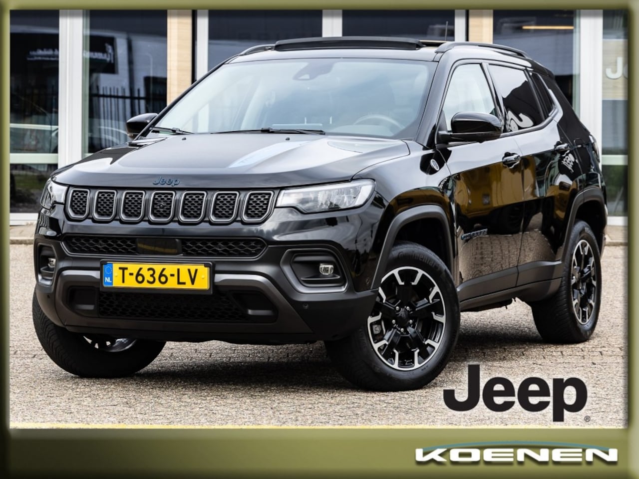Jeep Compass - 4XE 240 4x4 Autom. PHEV Trailhawk PANO / LEER / ADAPT. CRUISE - AutoWereld.nl