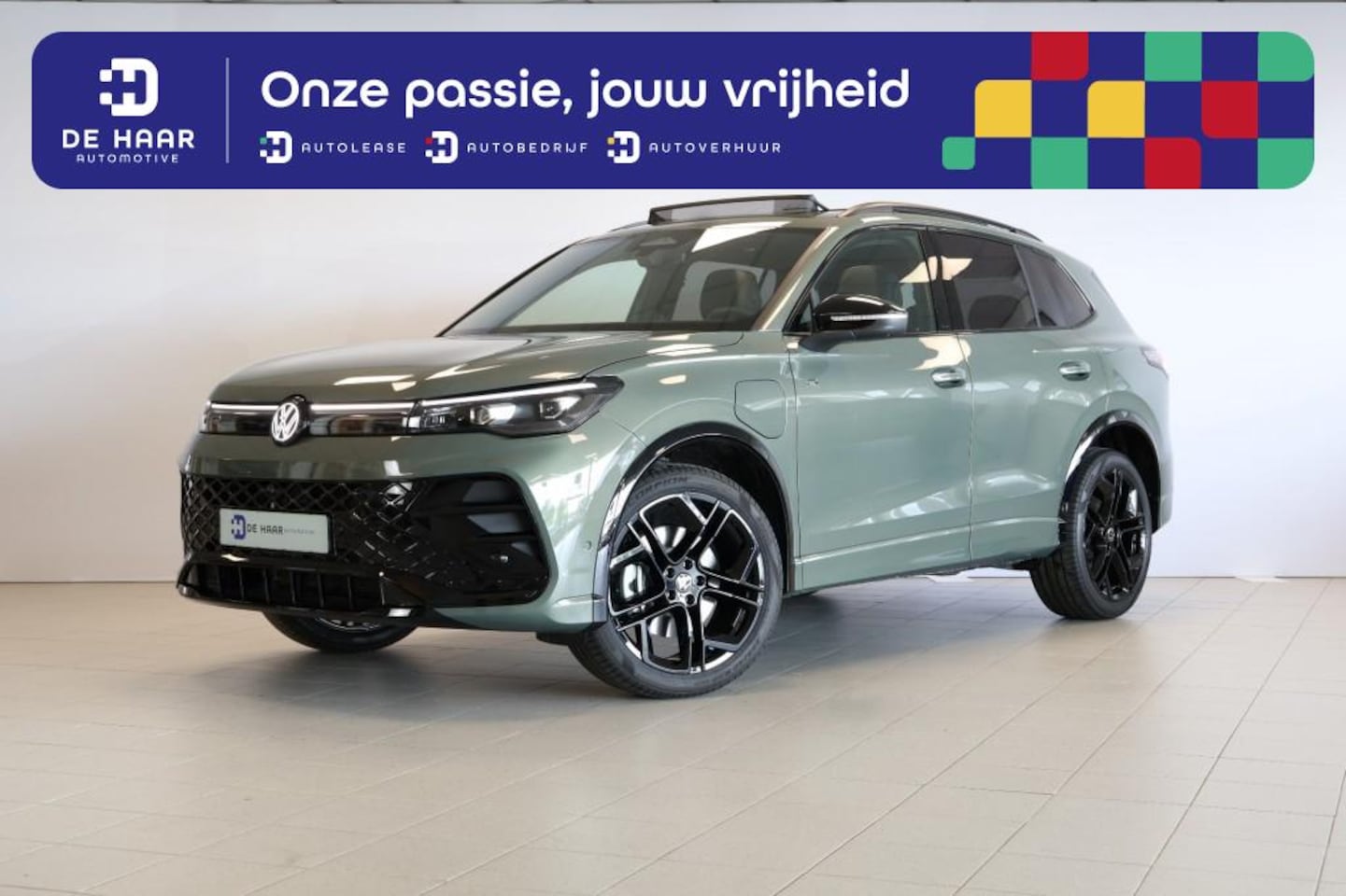 Volkswagen Tiguan - 1.5 TSI eHybrid R-Line Edition 272pk - Leer - Pano - Trekhaak - AutoWereld.nl