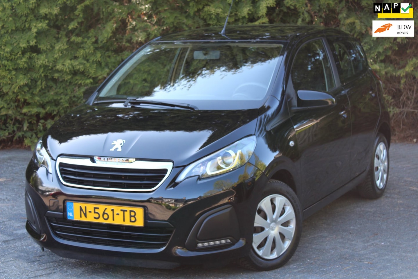 Peugeot 108 - 1.0 e-VTi Active 72PK | Airco | DAB | Elektrische ramen - AutoWereld.nl