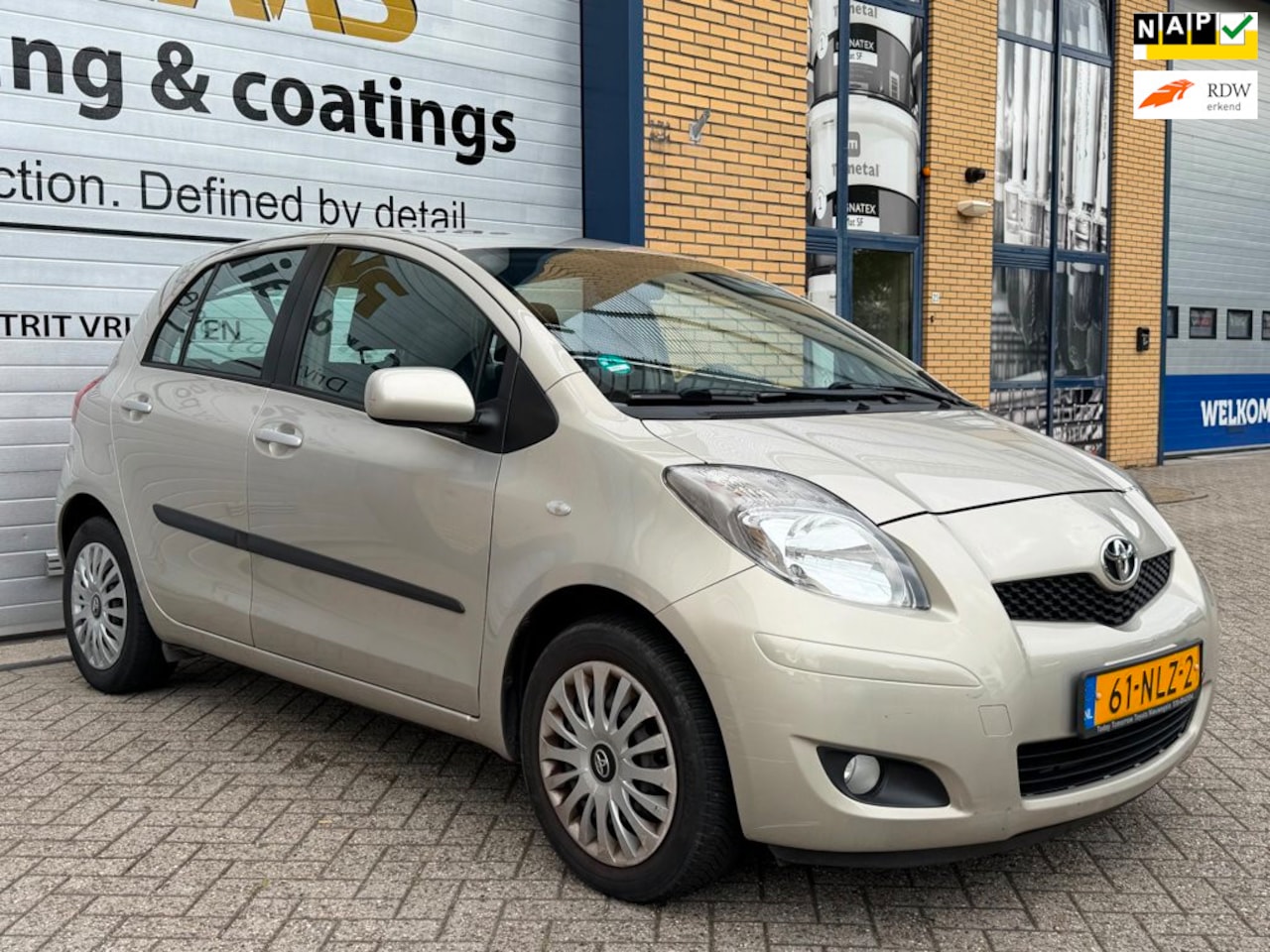 Toyota Yaris - 1.3 VVT-i Aspiration 1.3 VVTi Aspiration, automaat, airco, 5 deuren, stuurwielbediening, elektrische ramen, apk - AutoWereld.nl