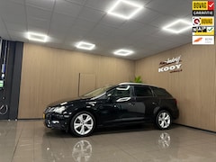 SEAT Leon ST - 1.0 EcoTSI Style Business Intense * Automaat / Carplay / Parkeersensoren / NL Auto