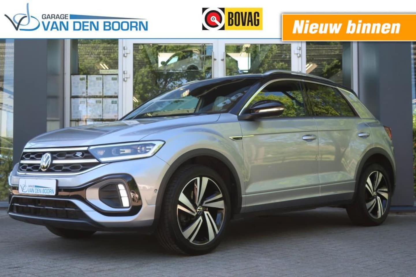 Volkswagen T-Roc - 1.5 TSI R-Line 1.5 TSI R-Line, Keyless Voll, Camera, CarPlay/Android, Dodehoek det, etc. - AutoWereld.nl