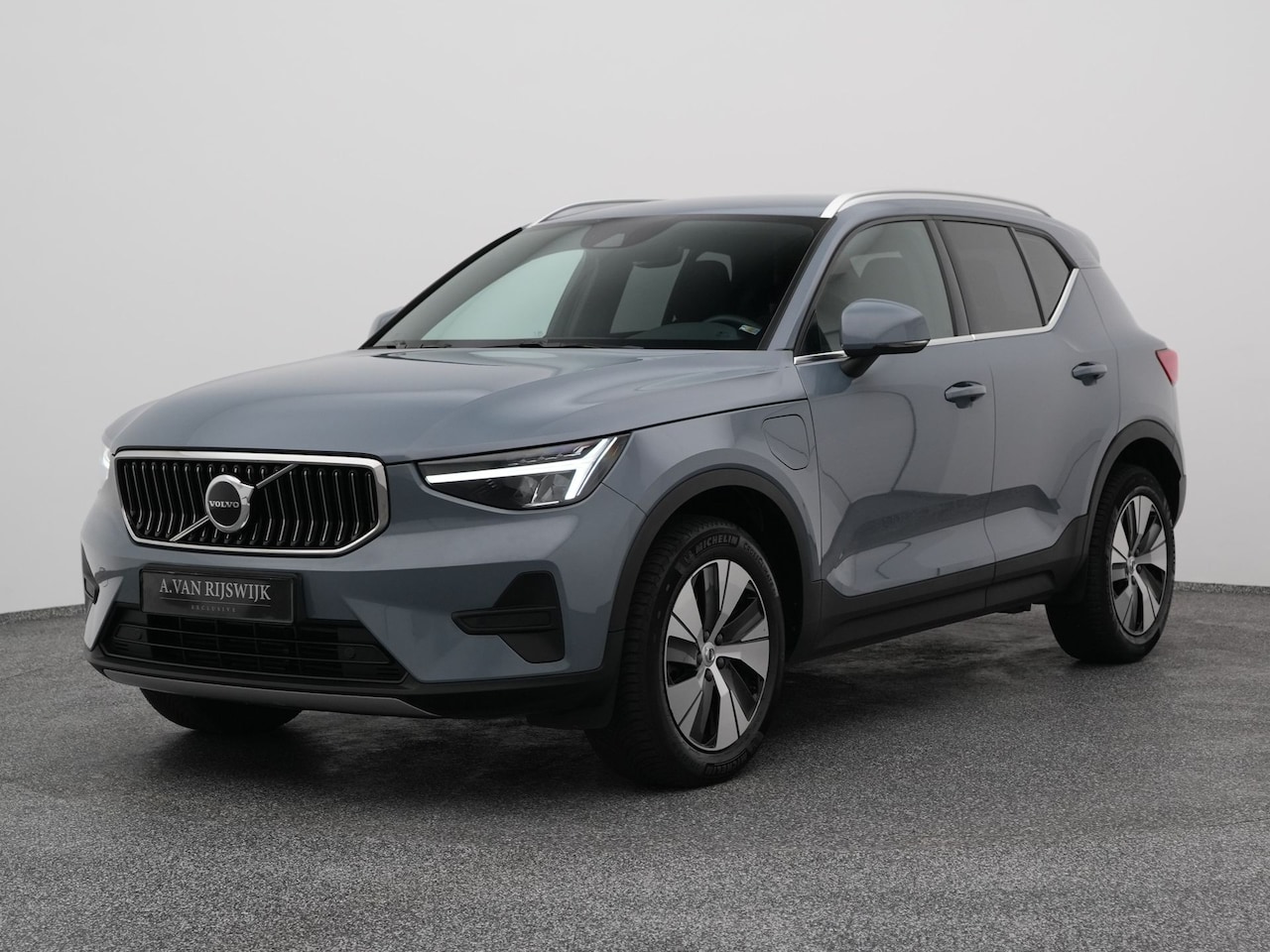 Volvo XC40 - 1.5 T4 Recharge Inscription Expression | CAMERA | KEYLESS - AutoWereld.nl