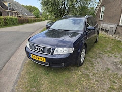 Audi A4 Avant - 2.0 Exclusive
