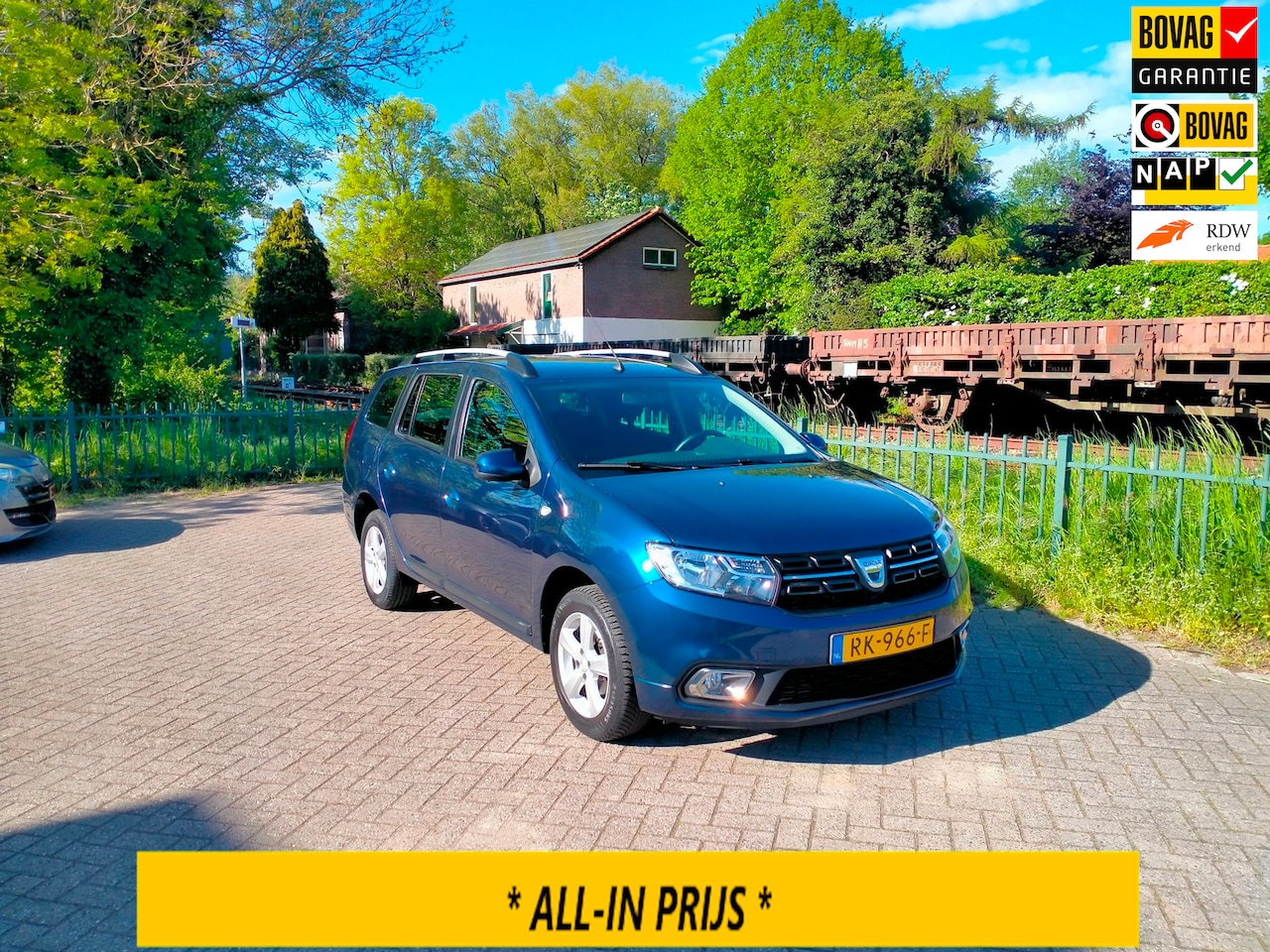 Dacia Logan MCV - 0.9 TCe Laureate LPG G3 trekhaak airco navi ALLINPRIJS - AutoWereld.nl