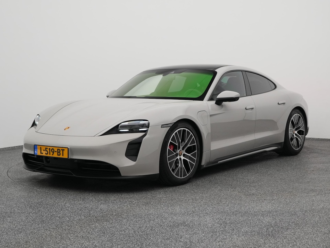 Porsche Taycan - 4S Performance 84 kWh | PANO | 360° | BURMESTER | LUCHTVERING | WARMTEPOMP | STOELVERW. - AutoWereld.nl