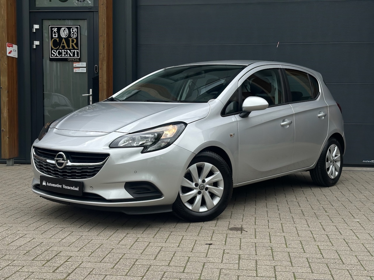 Opel Corsa - 1.0 Turbo Business+ Clima, Cruise control, LMV, Trekhaak etc! - AutoWereld.nl