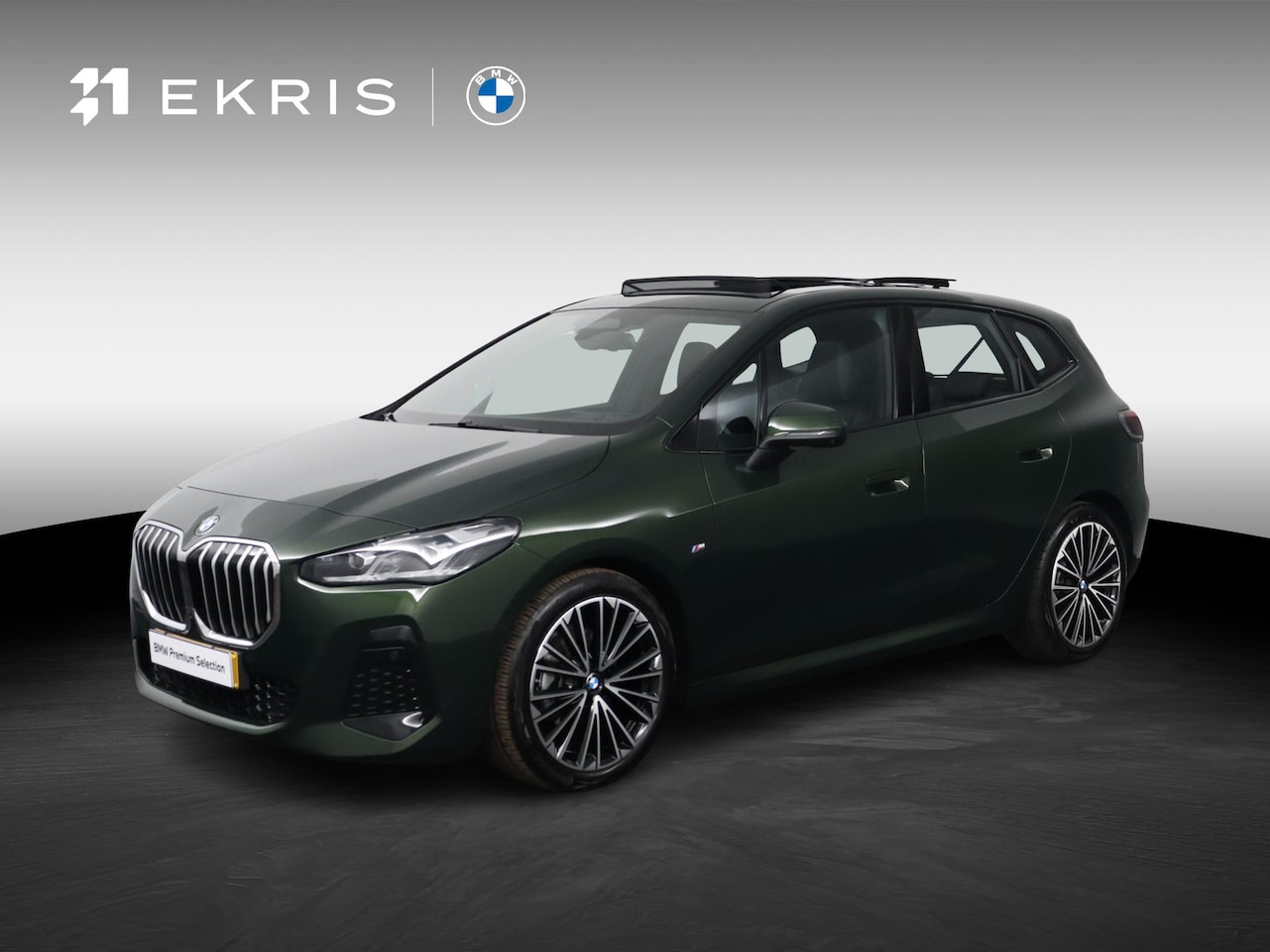 BMW 2-serie Active Tourer - 220i M Sportpakket | Harman-Kardon | Innovation Pack | Panoramadak | Comfort Access | Head - AutoWereld.nl