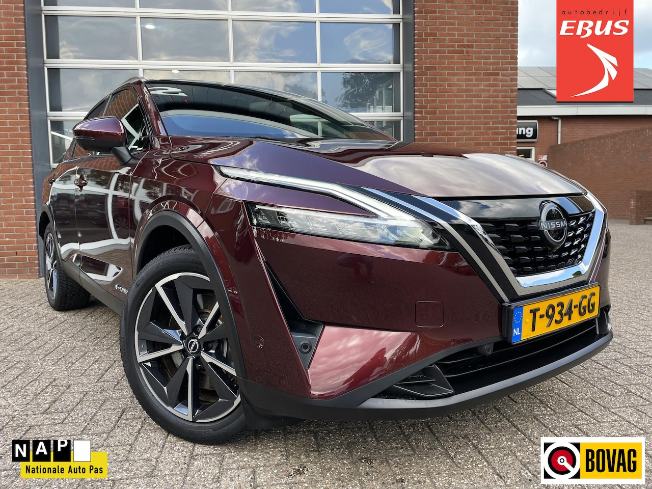 Nissan Qashqai - 1.5 e-Power Tekna Plus HUD / Trekhaak / Panoramadak / Stoel/Stuurverwarming - AutoWereld.nl