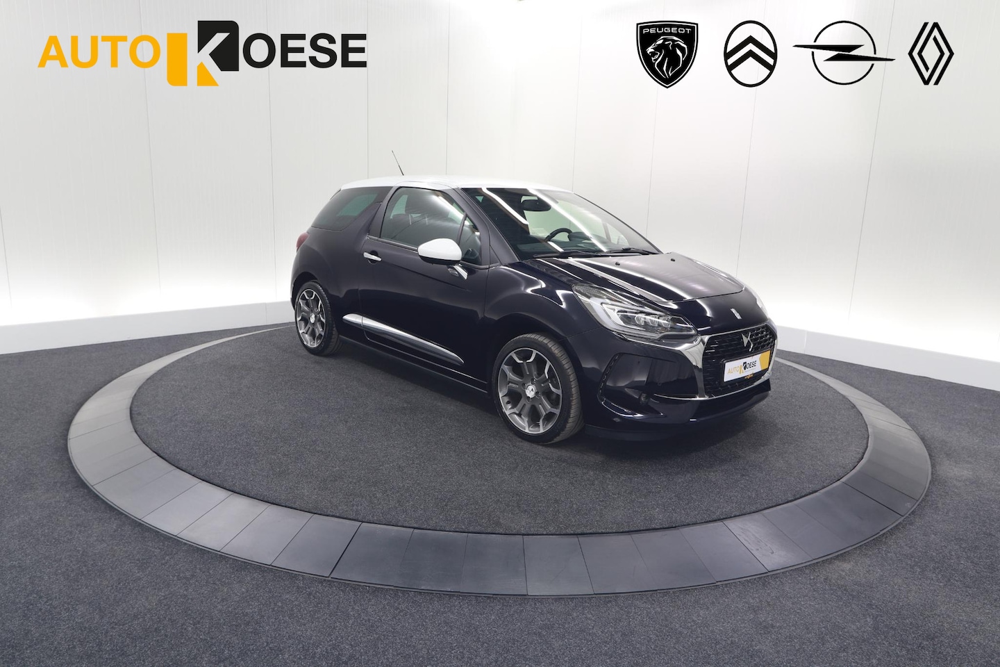 DS 3 - PureTech 110 So Chic | Camera | Navigatie | Parkeersensoren | Climate Control - AutoWereld.nl