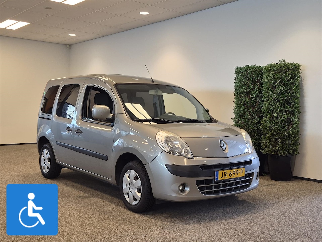Renault Kangoo - Rolstoelauto 3+1 - AutoWereld.nl